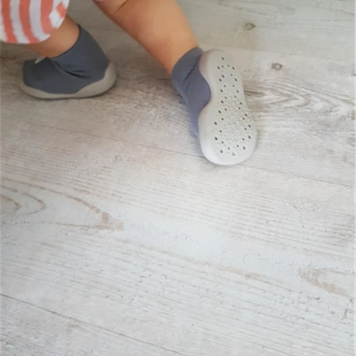 Primeros zapatos unisex para bebés